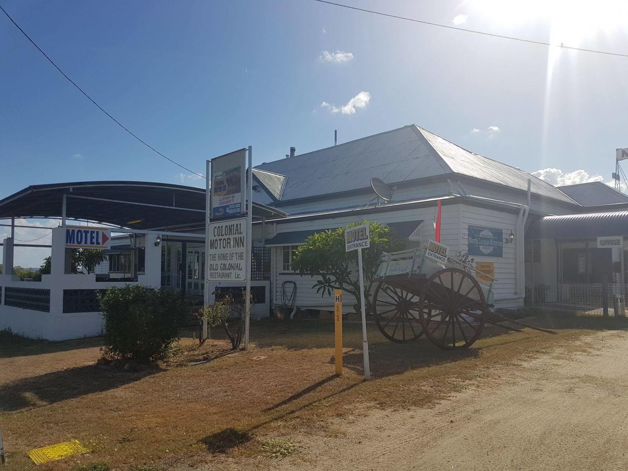 Monto Colonial Motor Inn Exterior foto